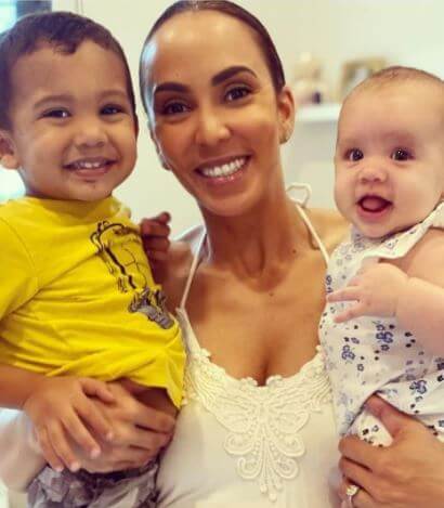 Remi Leigh Henriques with her brother and mother, Jodi Stewart.